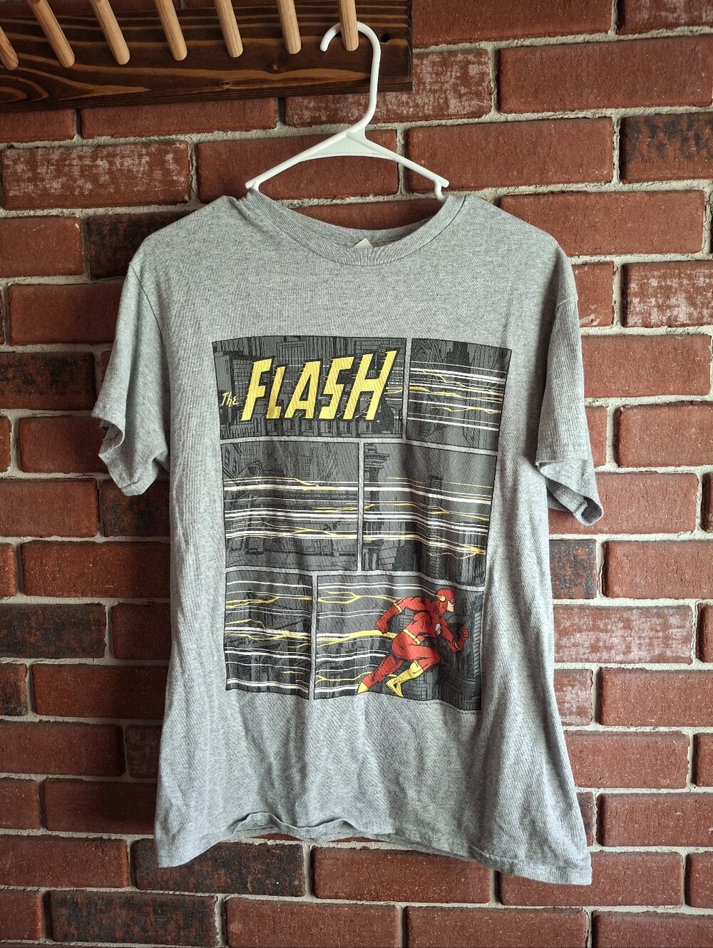 The Flash grey t-shirt
